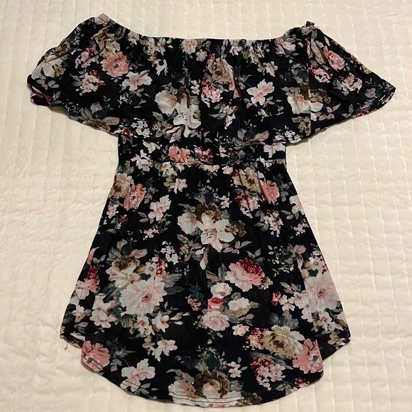 🌷Floral Dress🌷Size M🌷 - Picture 3 of 6